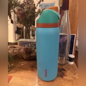 Owala Blue and Green Water Bottle - Palm Springs 32 oz